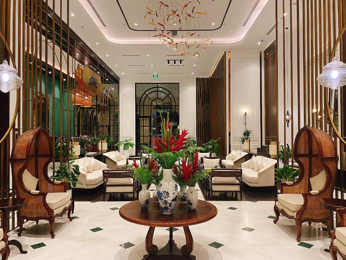 Potique Hotel Nha Trang Exteriör bild