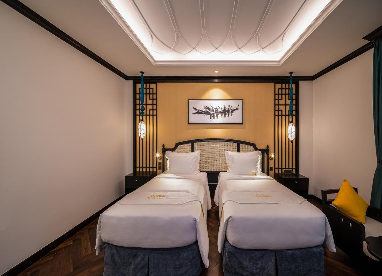 Potique Hotel Nha Trang Exteriör bild