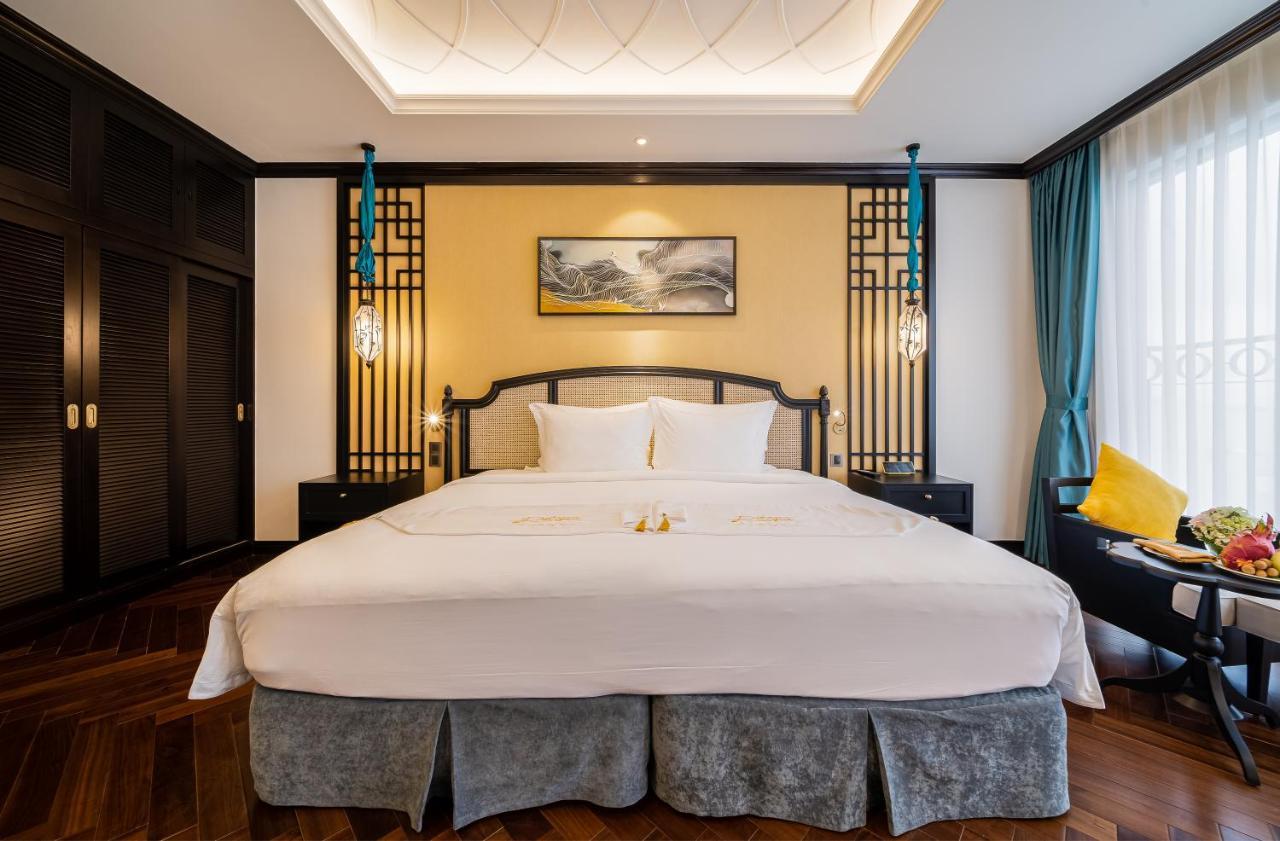 Potique Hotel Nha Trang Exteriör bild