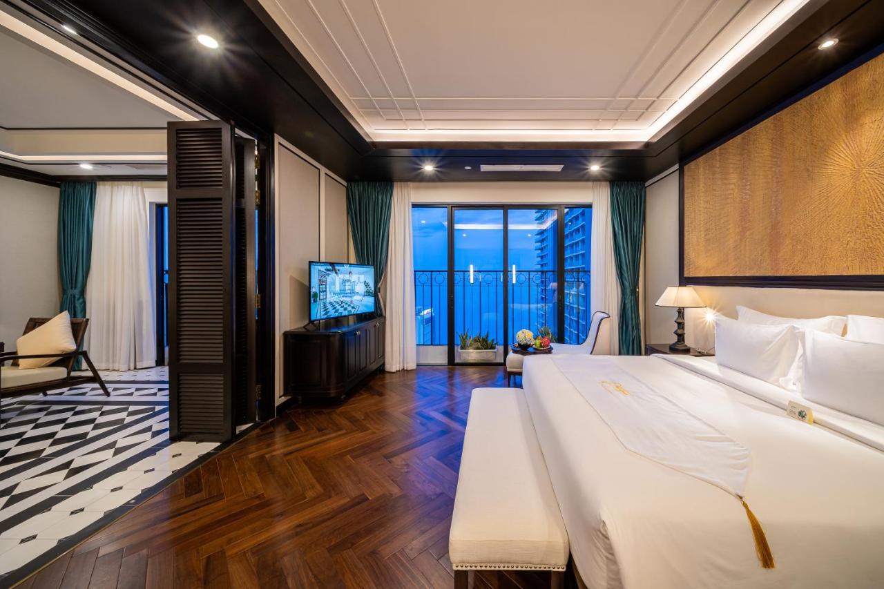Potique Hotel Nha Trang Exteriör bild